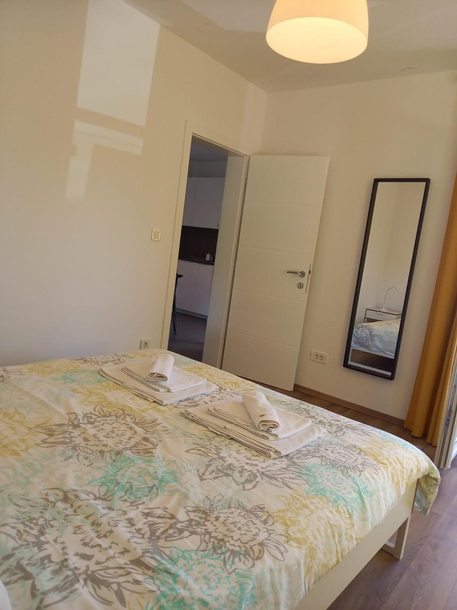 קרק Apartments Stella מראה חיצוני תמונה